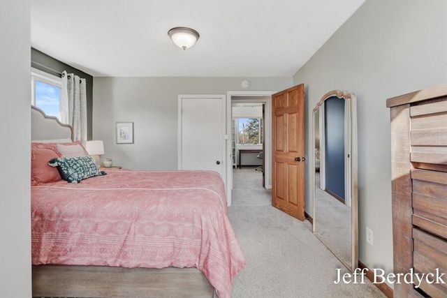 11287 Long Lake Drive NW, Sparta, MI 49345