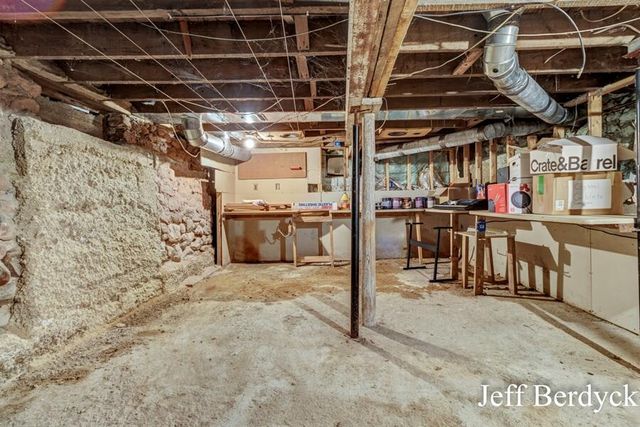 11287 Long Lake Drive NW, Sparta, MI 49345