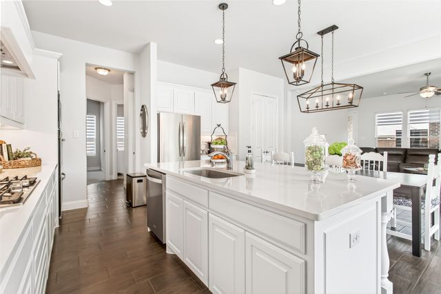 909 Amy Boulevard, Anna, TX 75409