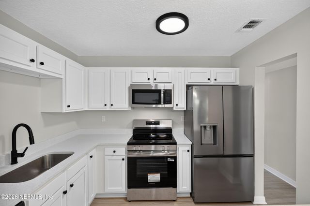 3751 PIZARRO Road, Jacksonville, FL 32217