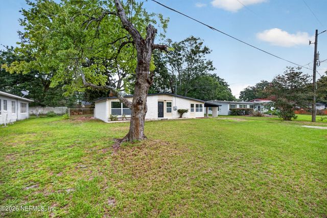 3751 PIZARRO Road, Jacksonville, FL 32217