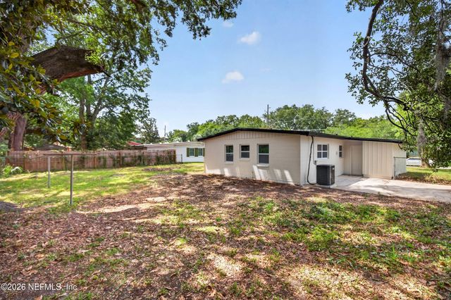 3751 PIZARRO Road, Jacksonville, FL 32217