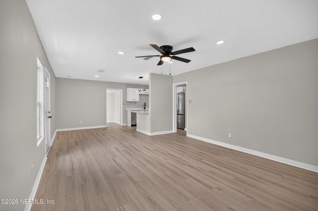 3751 PIZARRO Road, Jacksonville, FL 32217