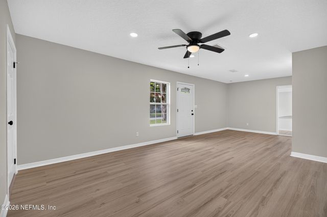 3751 PIZARRO Road, Jacksonville, FL 32217