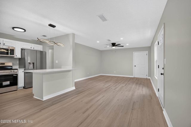 3751 PIZARRO Road, Jacksonville, FL 32217