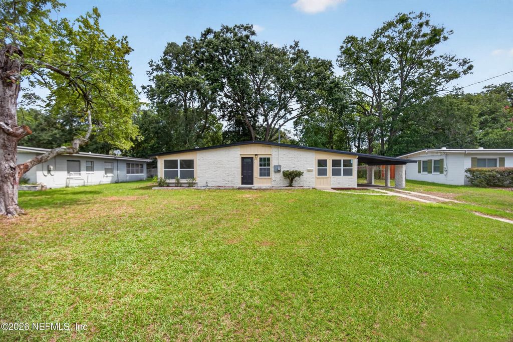 3751 PIZARRO Road, Jacksonville, FL 32217