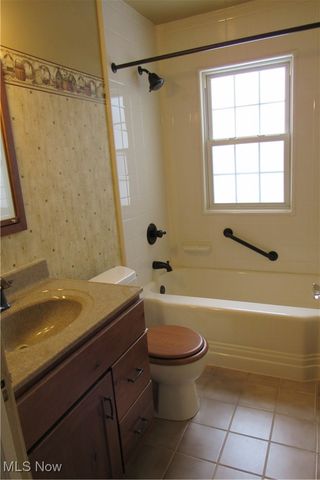 1711 E 30th Street, Ashtabula, OH 44004