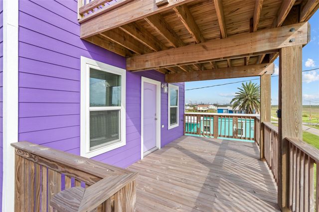 511 Caisson Street, Surfside Beach, TX 77541