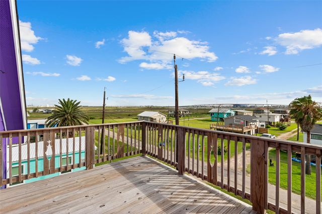 511 Caisson Street, Surfside Beach, TX 77541