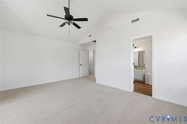 725 Cobbs Point Way, Cobbs Creek, VA 23836