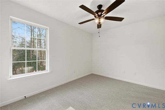 725 Cobbs Point Way, Cobbs Creek, VA 23836