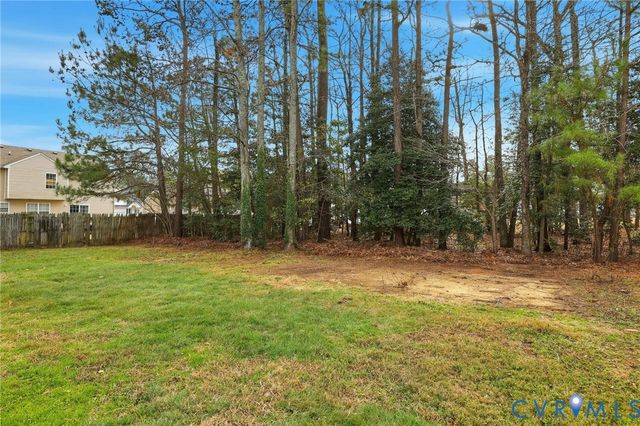 725 Cobbs Point Way, Cobbs Creek, VA 23836