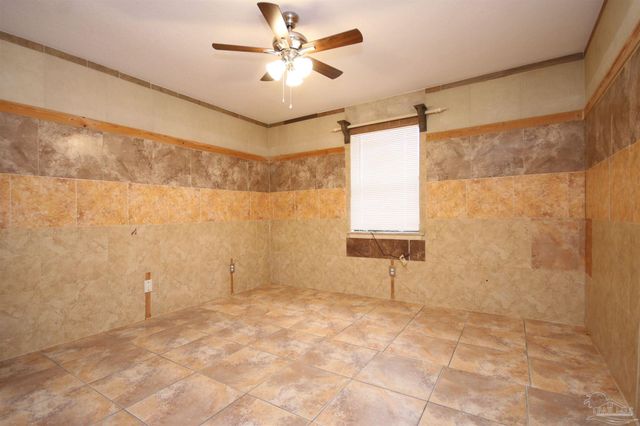 130 E 9 Mile Rd 5, Pensacola, FL 32534
