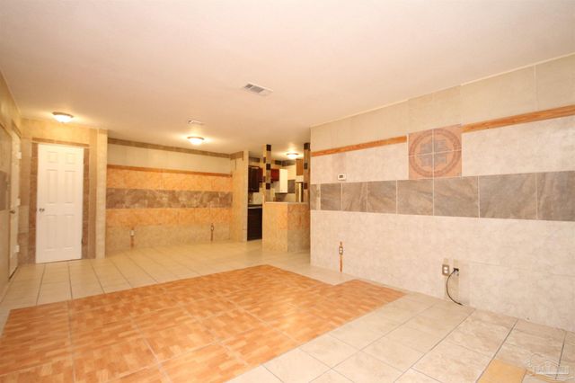 130 E 9 Mile Rd 5, Pensacola, FL 32534