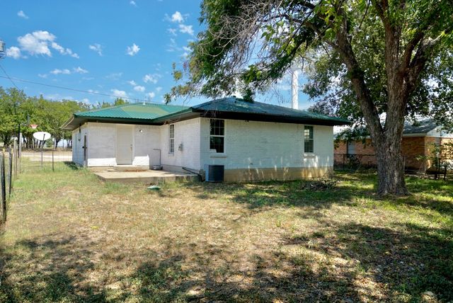 805 Virginia, Morgan, TX 76671