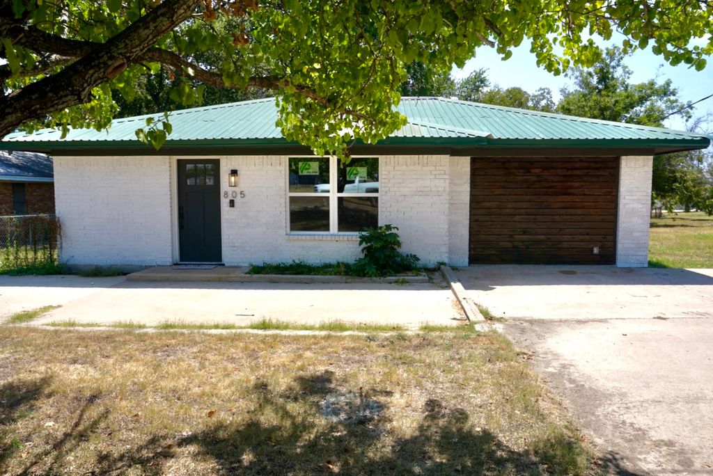 805 Virginia, Morgan, TX 76671