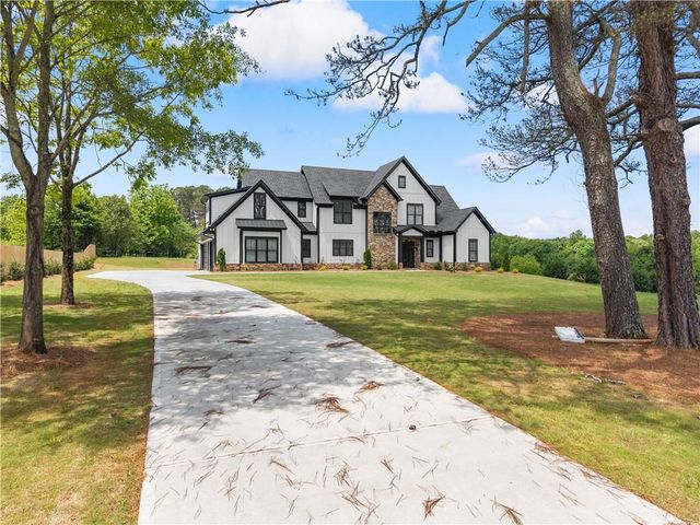 2275 Dr Bramblett Road, Cumming, GA 30028