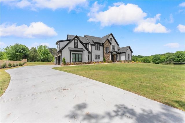 2275 Dr Bramblett Road, Cumming, GA 30028