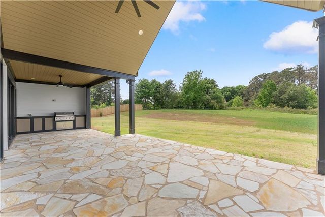 2275 Dr Bramblett Road, Cumming, GA 30028