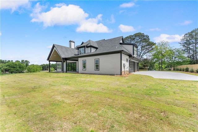2275 Dr Bramblett Road, Cumming, GA 30028