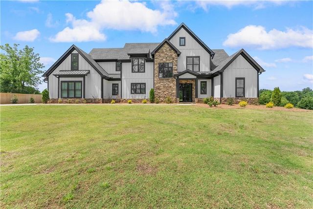 2275 Dr Bramblett Road, Cumming, GA 30028