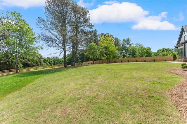 2275 Dr Bramblett Road, Cumming, GA 30028