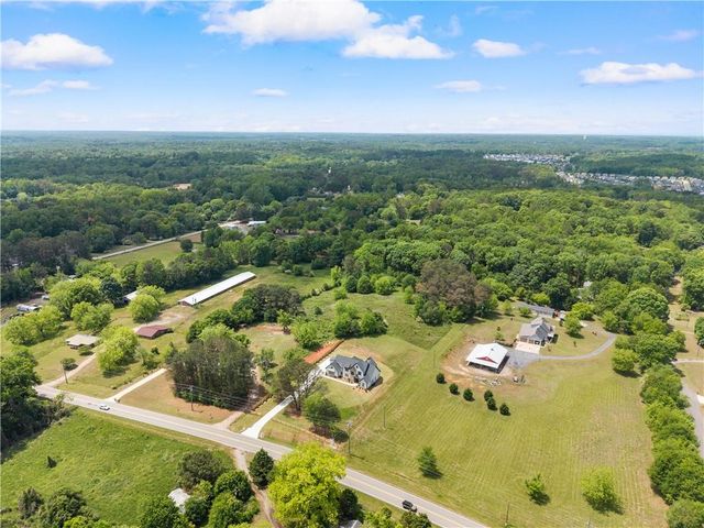 2275 Dr Bramblett Road, Cumming, GA 30028