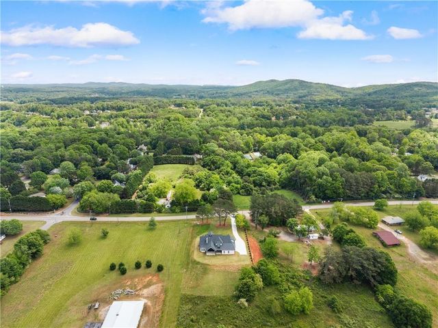 2275 Dr Bramblett Road, Cumming, GA 30028