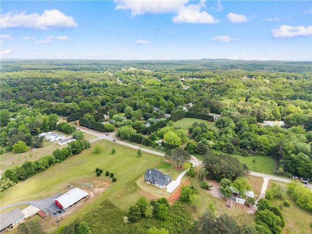 2275 Dr Bramblett Road, Cumming, GA 30028