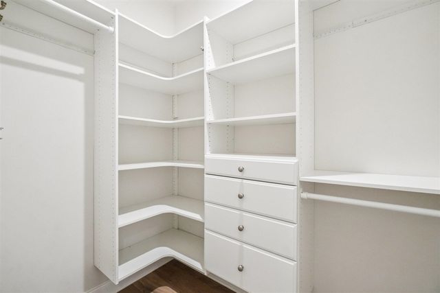 3056 N Spurway Drive, Ann Arbor, MI 48105