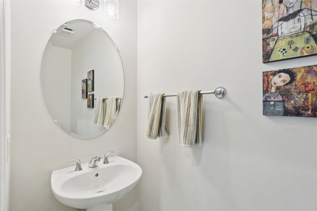 3056 N Spurway Drive, Ann Arbor, MI 48105