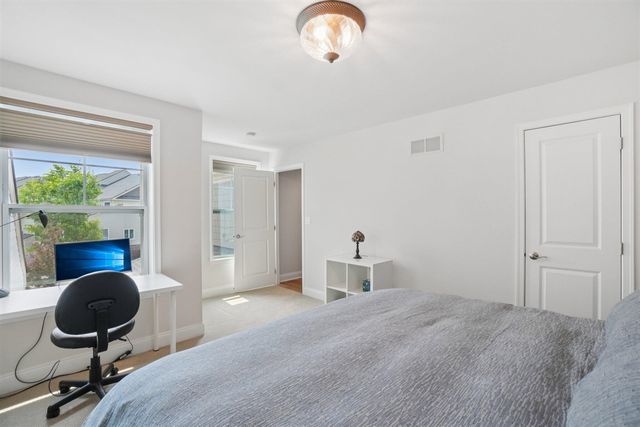 3056 N Spurway Drive, Ann Arbor, MI 48105