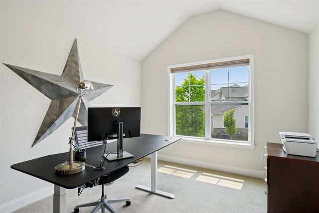 3056 N Spurway Drive, Ann Arbor, MI 48105