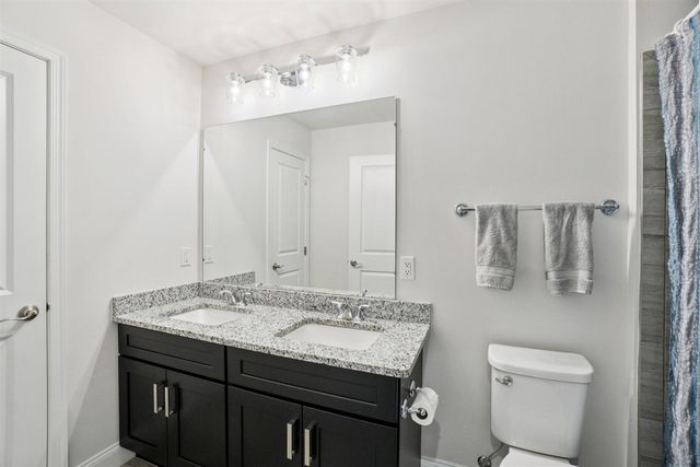 3056 N Spurway Drive, Ann Arbor, MI 48105