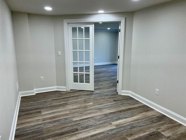 3056 N Spurway Drive, Ann Arbor, MI 48105