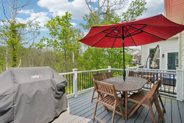 3056 N Spurway Drive, Ann Arbor, MI 48105