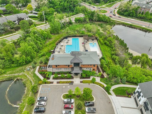 3056 N Spurway Drive, Ann Arbor, MI 48105