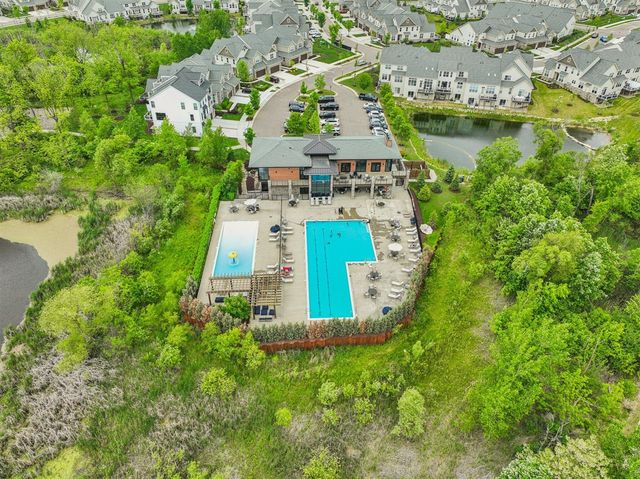 3056 N Spurway Drive, Ann Arbor, MI 48105