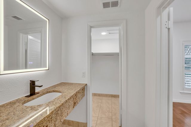 3312 Hawthorne Avenue, Dallas, TX 75219