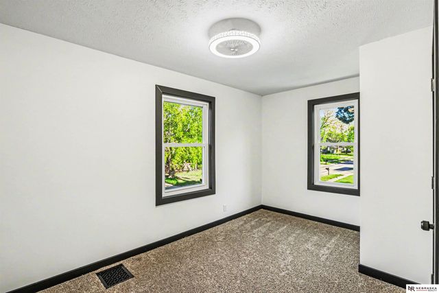 1341 N 45th Street, Lincoln, NE 68503