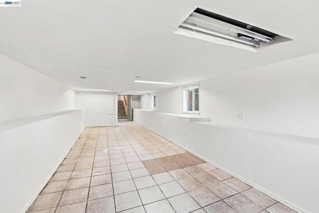 2241 Kelly St, Hayward, CA 94541