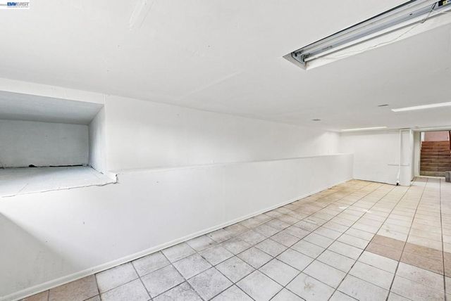 2241 Kelly St, Hayward, CA 94541