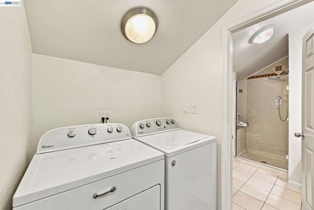 2241 Kelly St, Hayward, CA 94541