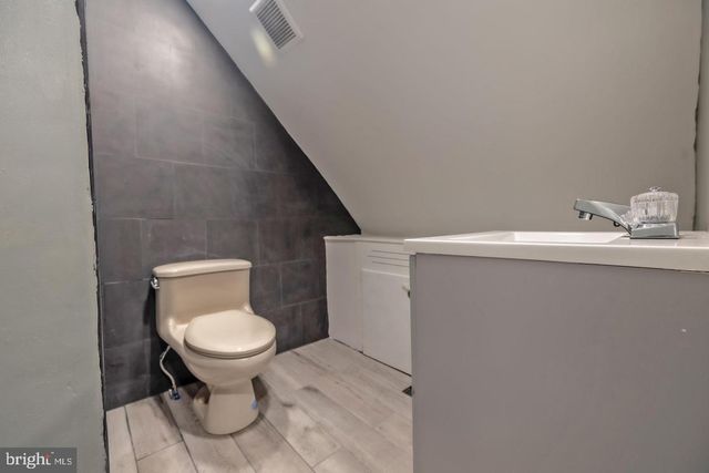 124 MAIN ST, Darby, PA 19023