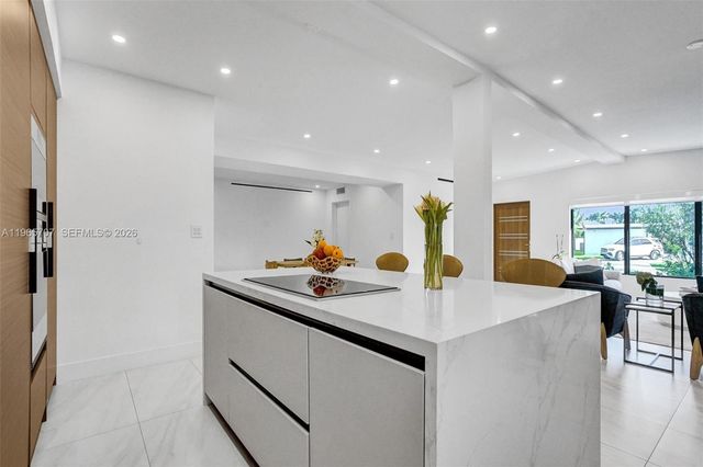 1941 NE 186th Dr, North Miami Beach, FL 33179