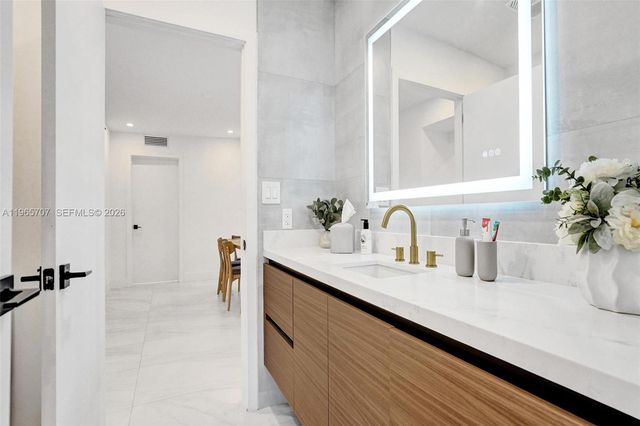 1941 NE 186th Dr, North Miami Beach, FL 33179