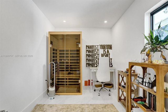 1941 NE 186th Dr, North Miami Beach, FL 33179