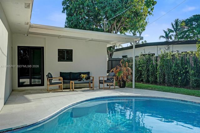 1941 NE 186th Dr, North Miami Beach, FL 33179