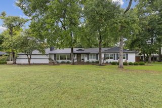 9403 Vinewood Drive, Dallas, TX 75228
