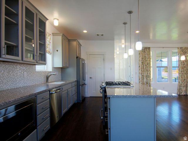 10328 S YELLOW KNIFE WAY, South Jordan, UT 84009